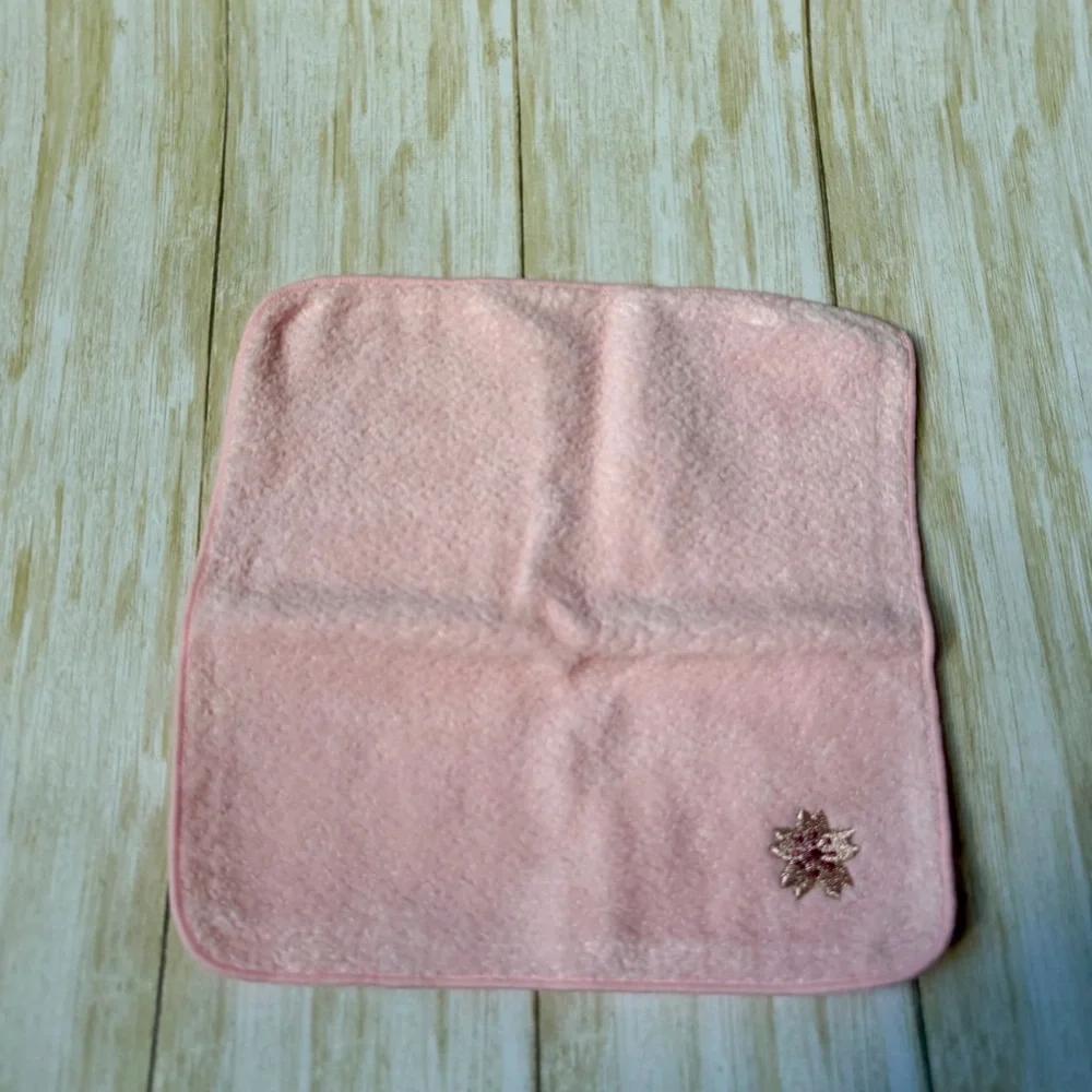 Japan Things Imabari Sakura hand towel
